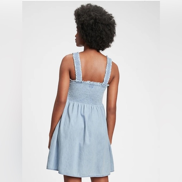 Gap Smocked Chambray Denim Beachy BoHo Summer Festival Concert Mini Dress New - Picture 2 of 3